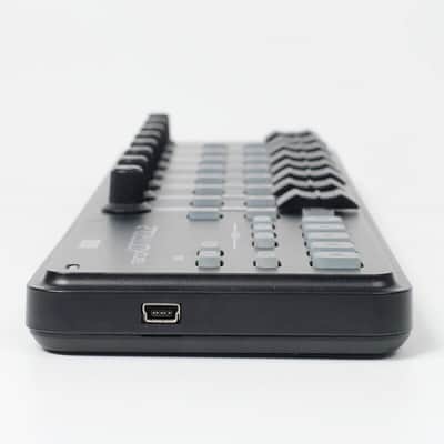 Korg nanoKONTROL 2 MIDI Controller image 4