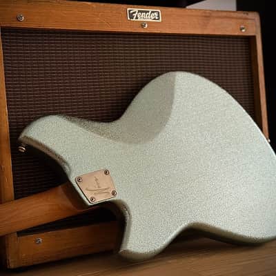 Novo Miris H2 Custom - Relic Ice Blue Metallic Sparkle  Sumpfesche Body, Ebenholz Griffbrett, Fralin PAFs, nur 3,15kg! ​​ 2025 - Ice Blue Metallic Sparkle Aged Relic image 25