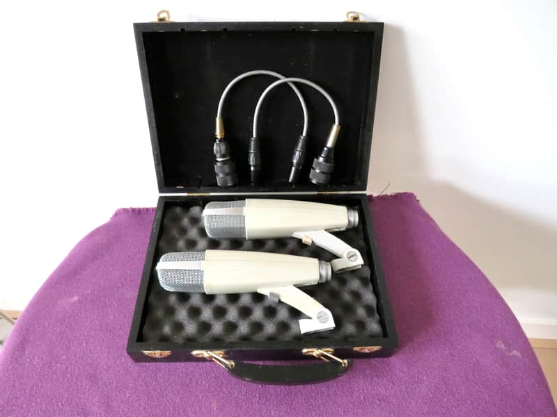 2 x Sennheiser MD 421-2 Cardioid Dynamic Microphones image 1