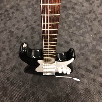 Electric Guitar with Samick Body image 8