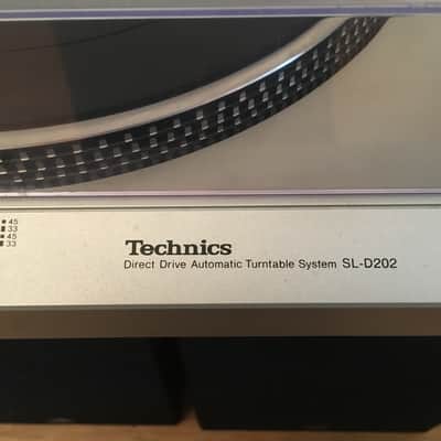 Vintage Technics SL-D202 Turntable - Works image 3