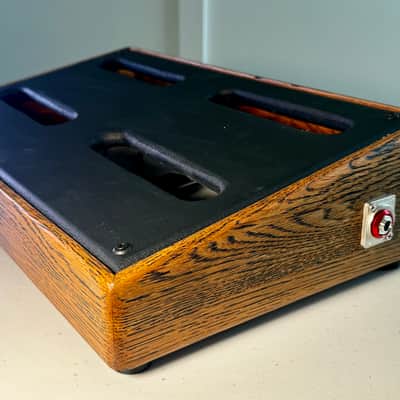 Nell Audio Prewired Hardwood Pedalboard - 9.5 x 16” - 9V Power + In / Out Jacks 2026 - Natural / Black image 4