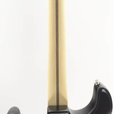 Fender American Performer Stratocaster HSS with Rosewood Fretboard 2024 3-Tone Sunburst image 10