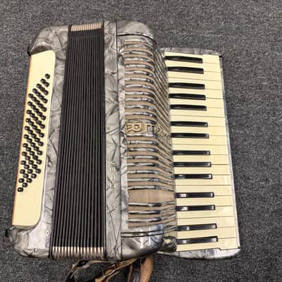 Hohner Verdi 80 Bass Accordion image 5