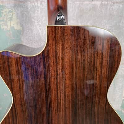 Alvarez Masterworks MF70ce Folk/OM Acoustic Electric Guitar with Cutaway - Natural image 11