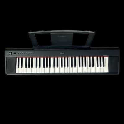 Yamaha Piaggero NP-11 Keyboard image 1