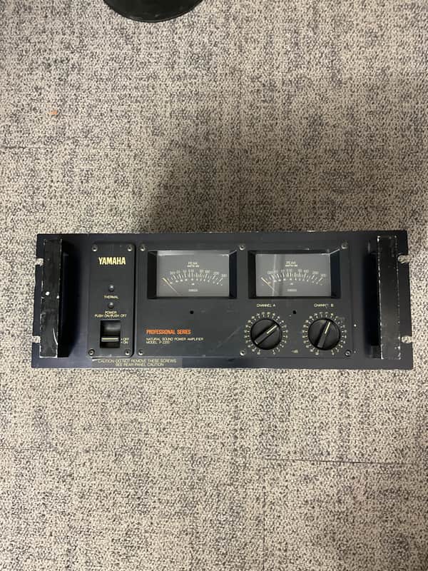 Yamaha P-2200 Professional Series Amplifier 1970’s image 1