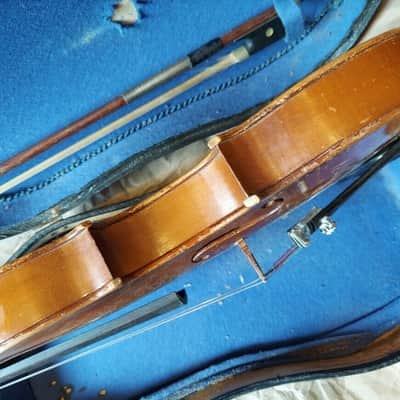 Lewis Model 125 sized 4/4 violin. Germany, Very Good Condition, w/ Case & Bow image 14