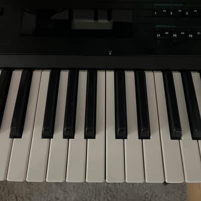 Yamaha DX7 Stereo Version 1980s image 4