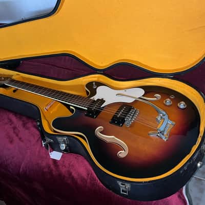 Mosrite Celebrity I 1965-1966 super clean, sunburst orginal case image 1