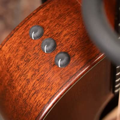 Taylor Builder's Edition 517e Grand Pacific Acoustic/Electric Guitar - Wild Honey Burst with Hardshell Case - Floor Model Demo image 8