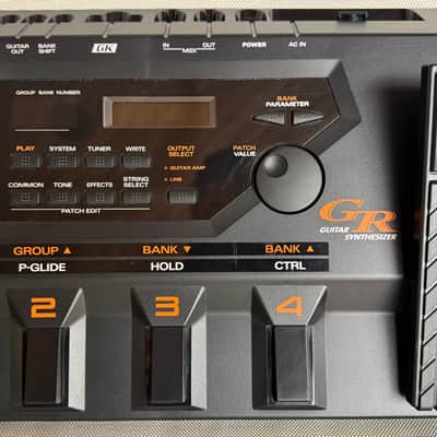 Roland GR-33 - Black - Light use in home studio