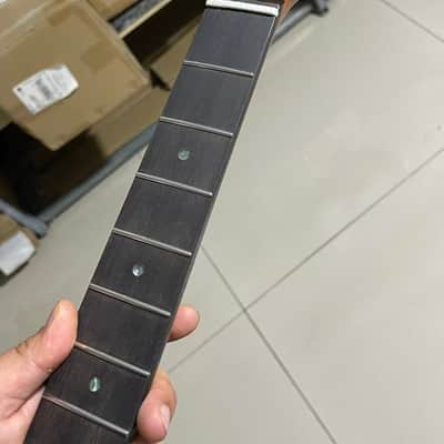 Round end stainless steel 21 frets roasted flame Maple guitar neck 25.5inch hole 10mm Rosewood fingerboard st image 1