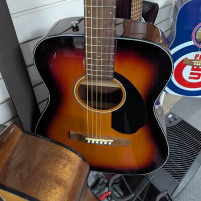 Fender CC60S concert acoustic guitar 2026 - red Burst image 4