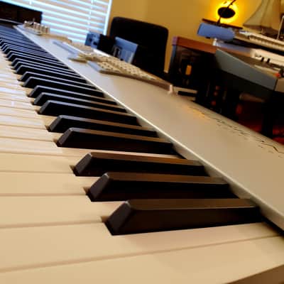 ALESIS FUSION 8HD WORKSTATION KEYBOARD SYNTHESIZER FULLY SERVICED AND IN AMAZING CONDITION! image 4