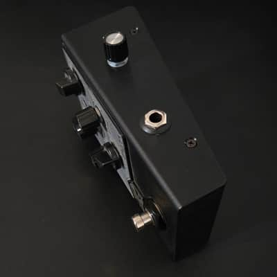 Beetronics Swarm Royal Series Fuzz - Blackbee Edition Custom Shop image 4