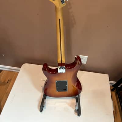 Fender Player Plus 2020’s - Sienna Sunburst with 75th Anniversary Maple Neck image 8