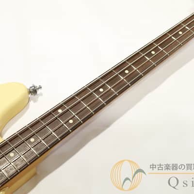 Fender Highway One Precision Bass image 3
