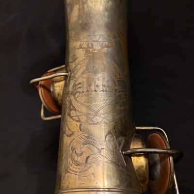 1927 Elkhart Band Instruments Co. (Martin) Tenor Saxophone Gold Plated w/ Deluxe Engraving image 8
