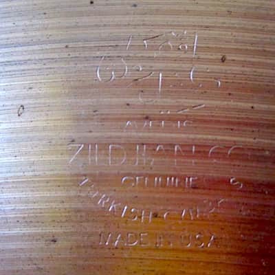 Zildjian 22" Avedis Concert Band Orchestral Cymbals Pair image 6