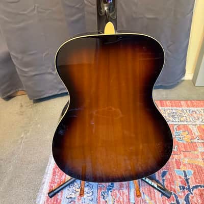 Regal RD-30T Round Neck Resonator Sunburst image 7