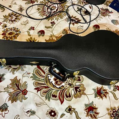 2025 Taylor 812ce 12-Fret V-Class mint Condition image 12
