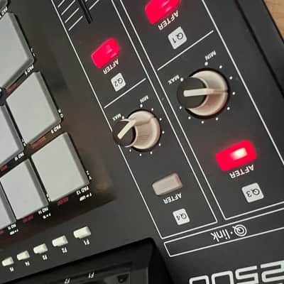 Akai MPC2500 Music Production Center 2005 - 2013 - Black image 17