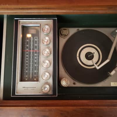 MAGNAVOX ASTRO SONIC 1960 WOOD image 2