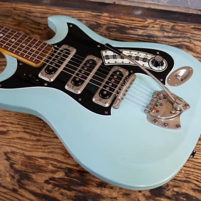 1965 Hagstrom III  - Baby Blue image 7