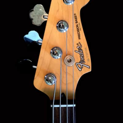Fender Precision Bass 1995 Ocean Turquoise Japan image 5
