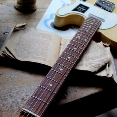 FENDER "Vintera III Mid '60s Telecaster Vintage Blonde" GIGBAG, 3, 59 KG image 11