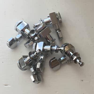 6 LEFTY Genuine Fender CHROME LOCKING Tuners Inline 2 Pin F Logo Machines Staggered NOS Left Hand Two-Pin Mount image 12