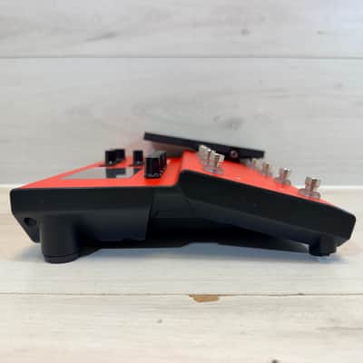 Line 6 POD Go Limited Edition Red Multi-Effects Processor w/ Power Supply 2022–2020s image 11