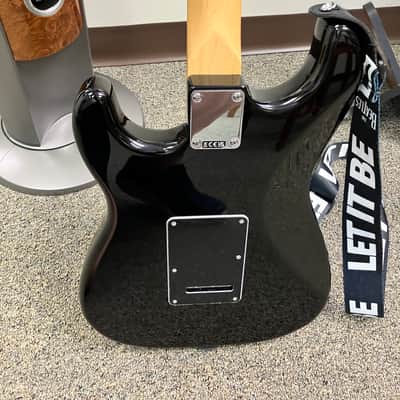 Fender Standard Stratocaster HSS 2025 - Present Black image 2