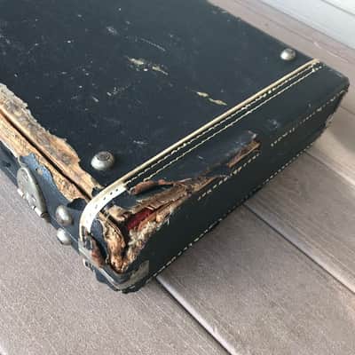 Fender Vintage 60's Electric Guitar Case image 11