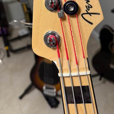 Fender American Elite Jazz Bass with Maple Fretboard 2016 - 2019 - Champagne image 14