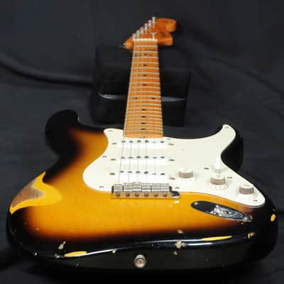 FENDER CUSTOM SHOP 1956 Stratocaster Aged Mod 2-Tone Sunburst [R19519] (07/13) image 2
