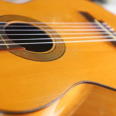 Miguel Rodriguez ~1915 classical guitar -outstanding instrument + excellent sound - check video! image 12
