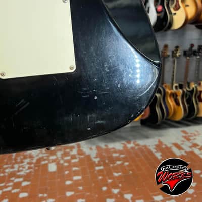 Fender Vintage Hot Rod 57 Stratocaster Black + Noiseless Br ID Ge + S1 Switch image 12