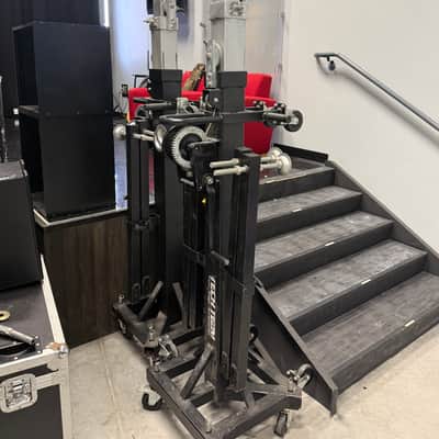 JAH Professional Mobile Line Array PA System / Complete / Great Condition / Church-Owned image 9