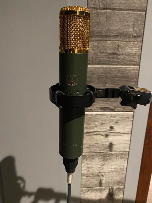 AKG C12VR