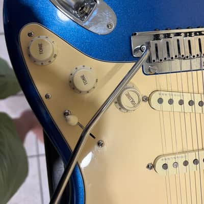 Fender Ultra Strat 2021 - Metalic Blue image 15