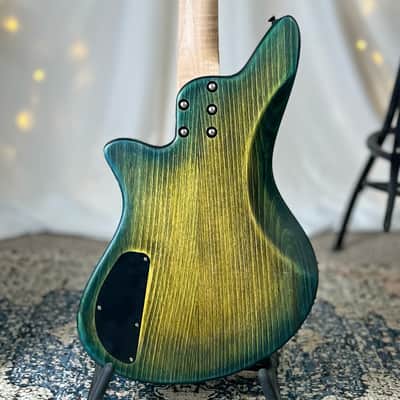 Jacqueline J2-32 32-Inch Medium-Scale Bass in Dragonskin with Fralin Jazz Bass Pickup Set and Leo Quan Badass Hardware image 3