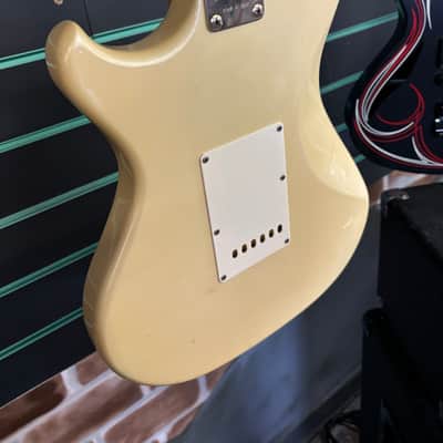Westone Concord III Pearl White 1983 Electric Guitar image 12
