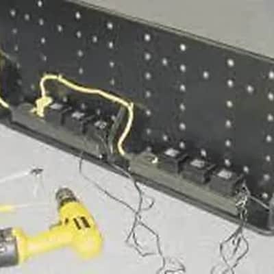 Radial Tonebone Boneyard Pedal Board with soft case image 8