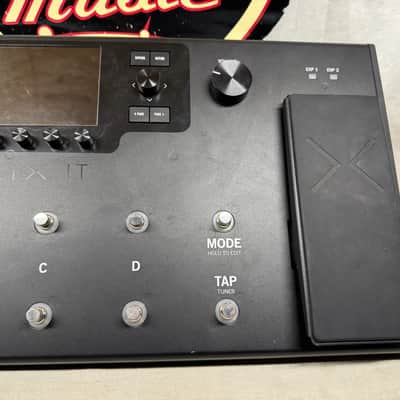 Line 6 Helix LT Guitar Multi-Effects Processor Preamp Pedal with Power Cord image 3