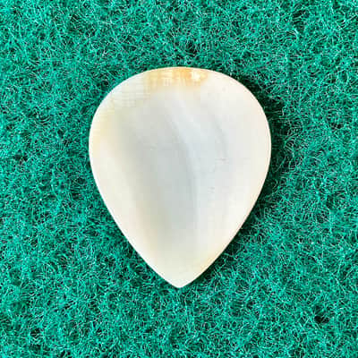 Seashell guitar pick/1.3mm thick, tear drop profile… by BeachSidePicks image 1