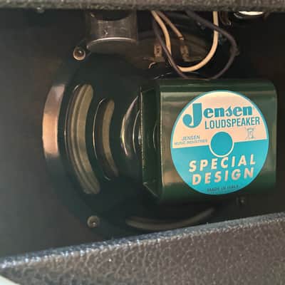 1975 Fender Vibro Champ 6-Watt image 11