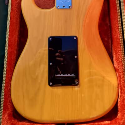 Fender Stratocaster Deluxe 2004 - Butterscotch Blonde image 5
