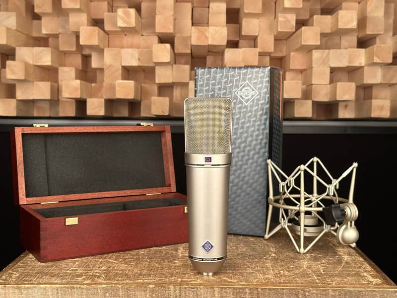 Neumann U 87 Ai Condenser Microphone. U87Ai U87. 169724 image 1